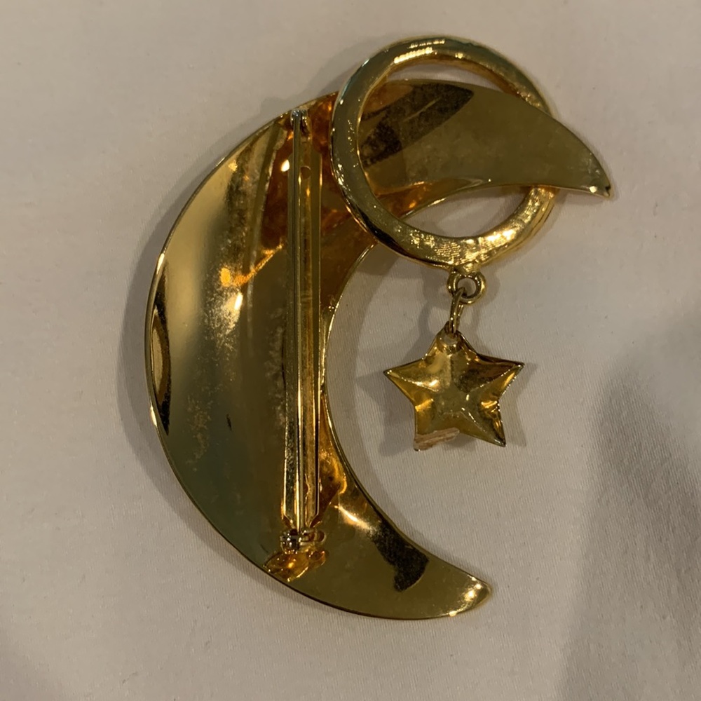 NWOT Vintage 1990s Gold-Tone Moon & Star Brooch – Timeless & Elegant - Picture 5 of 5